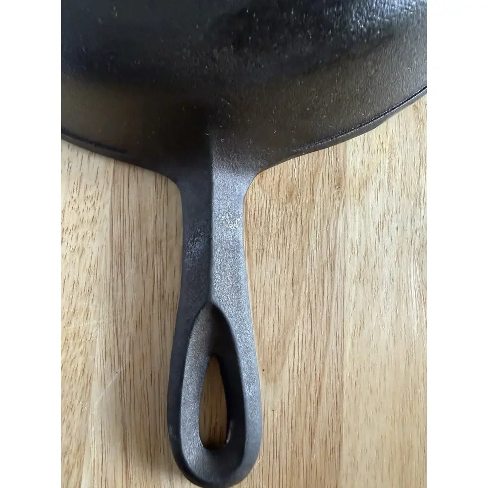 Vintage BSR No. 8 Cast Iron Skillet 10.5” Made in USA